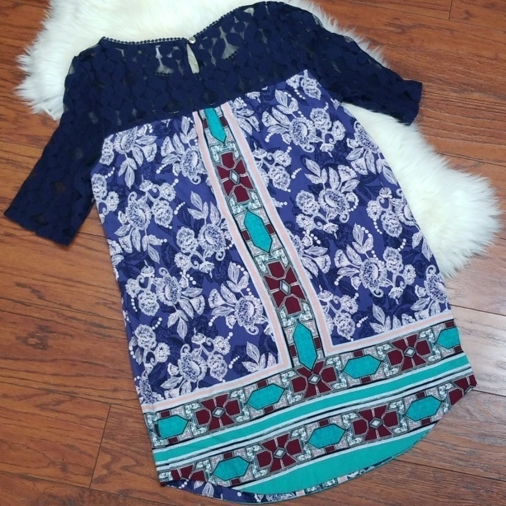 Akemi + Kin Lace Top Tunic Blouse - Picture 2 of 8